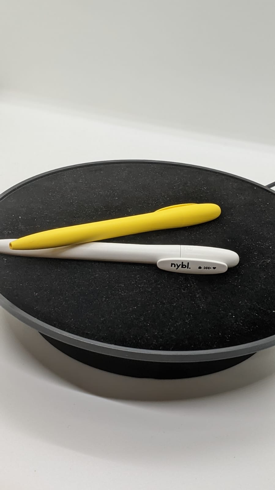 Office stationery items